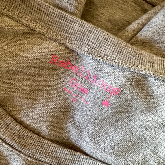 Heather gray Rebellious One cropped sweatshirt JUNIORS L-XL - Picture 8 of 12